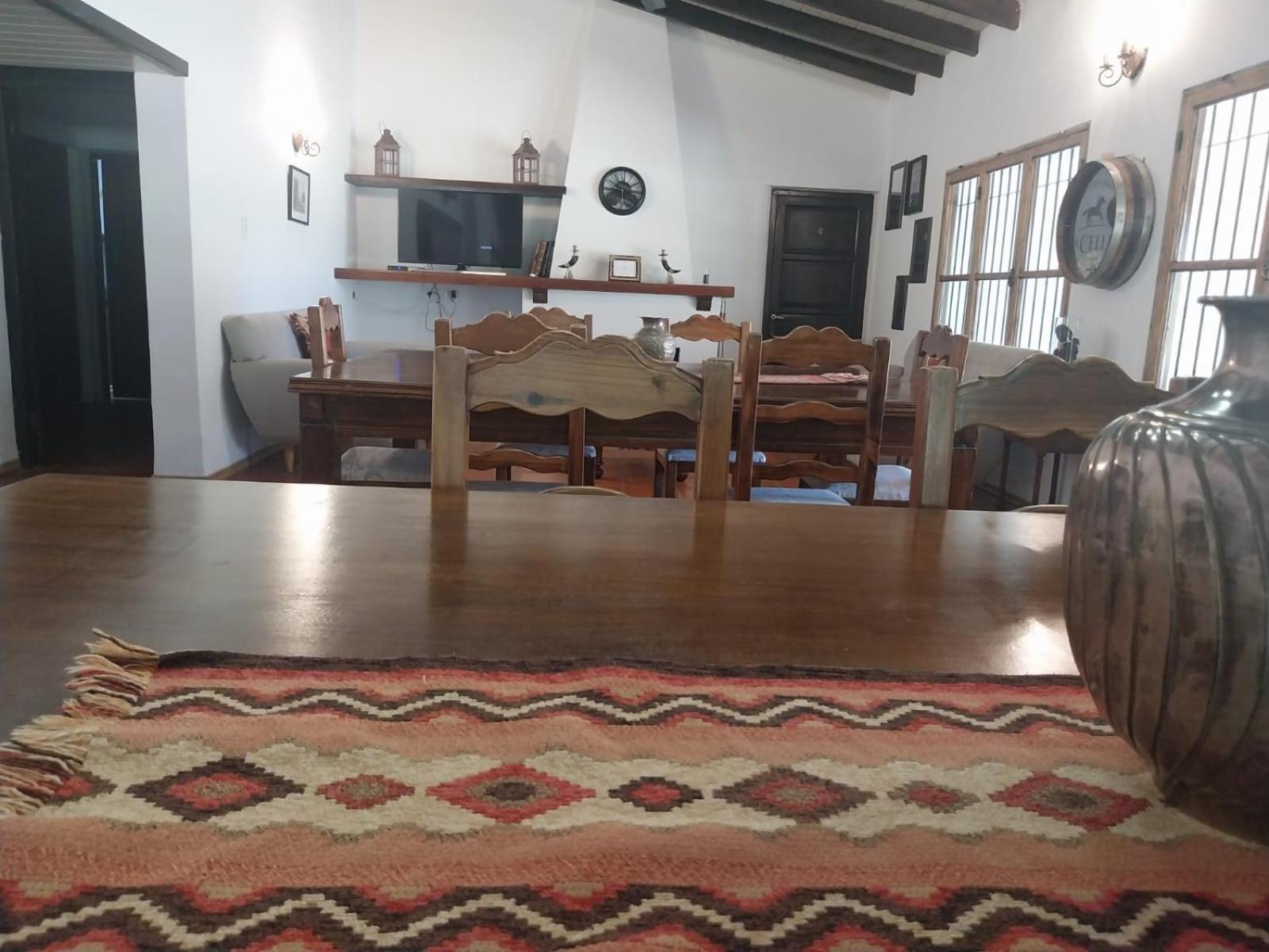 Posada La Celia Eugenio Bustos Esterno foto