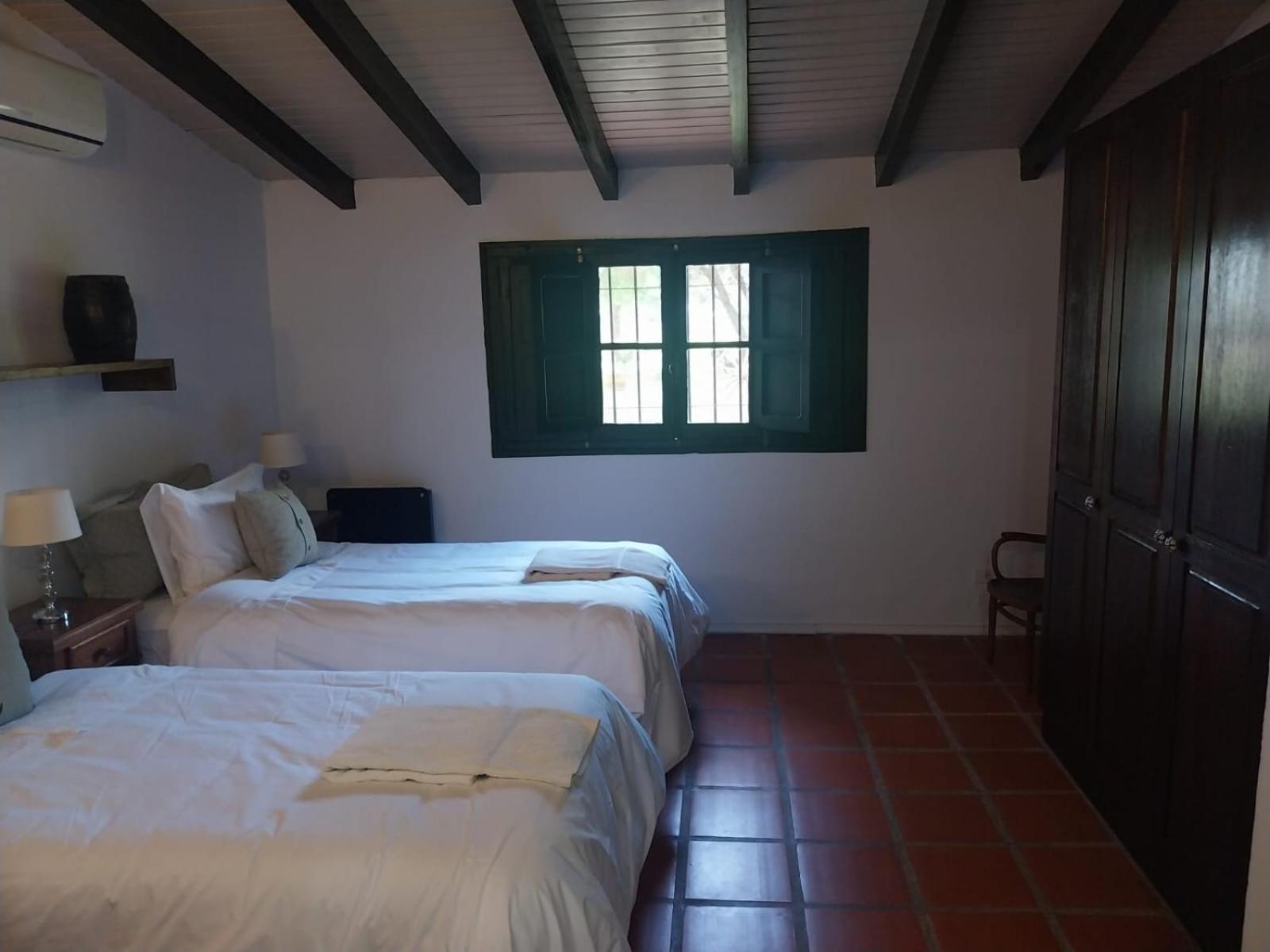 Posada La Celia Eugenio Bustos Esterno foto
