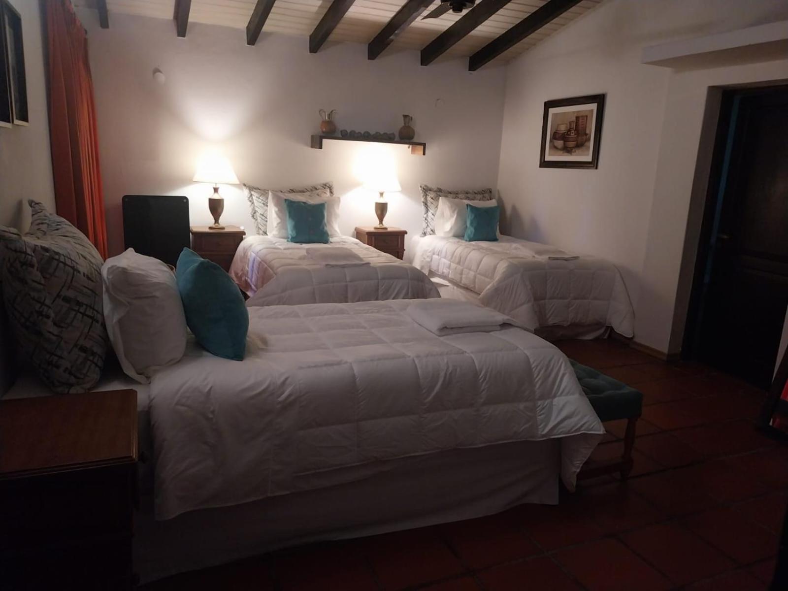 Posada La Celia Eugenio Bustos Esterno foto